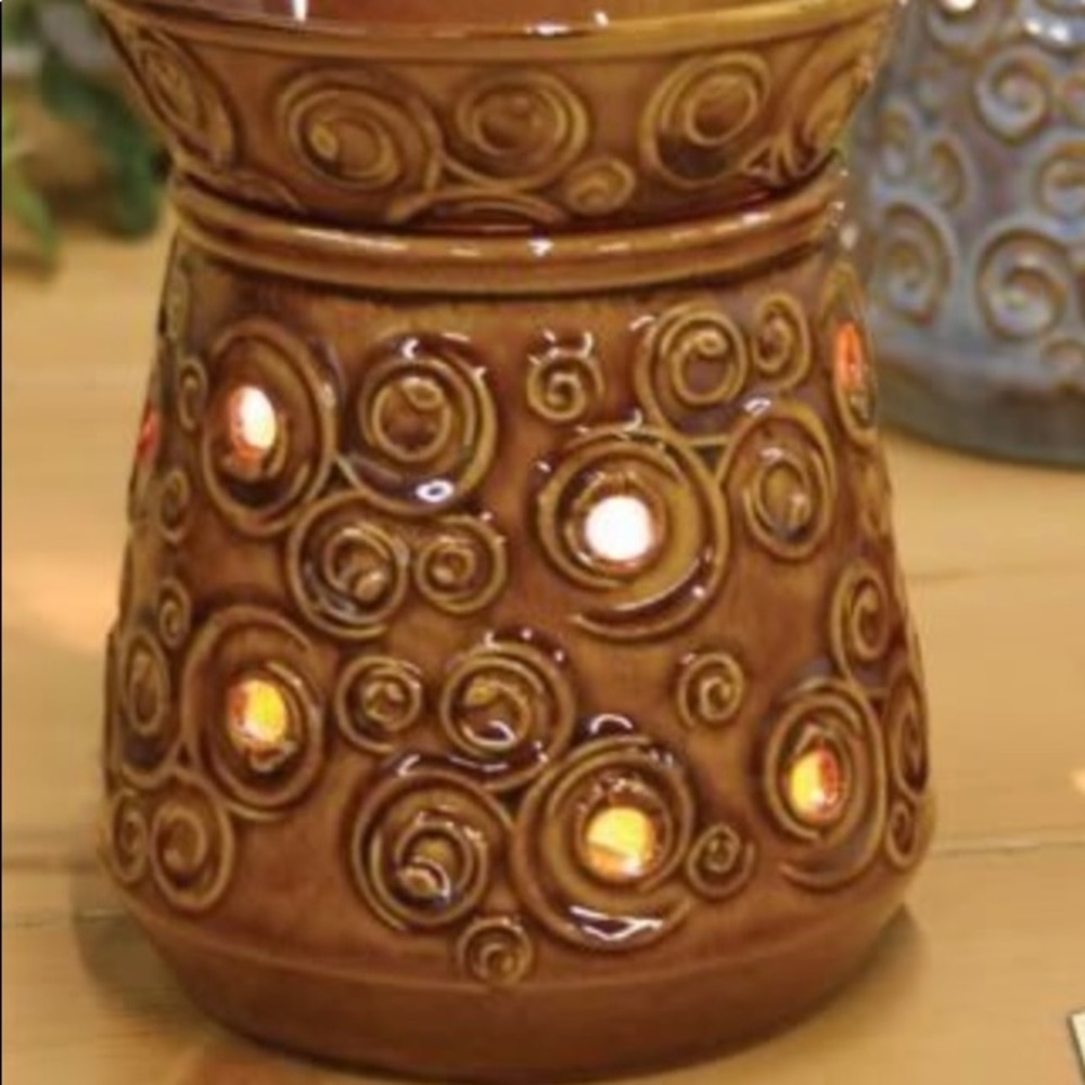 Scentsy Lisbon (Retired- Brown) - Picture 2 of 2